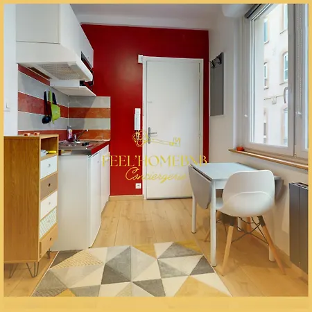 Lägenhet Le Petit Cocon, Station, Center & Free Coffee