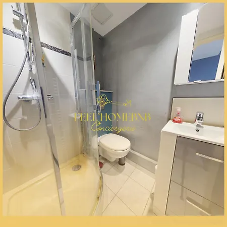 Le Petit Cocon, Station, Center & Free Coffee * Nancy